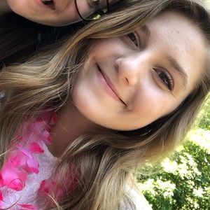 Meet your Posher, Marissa